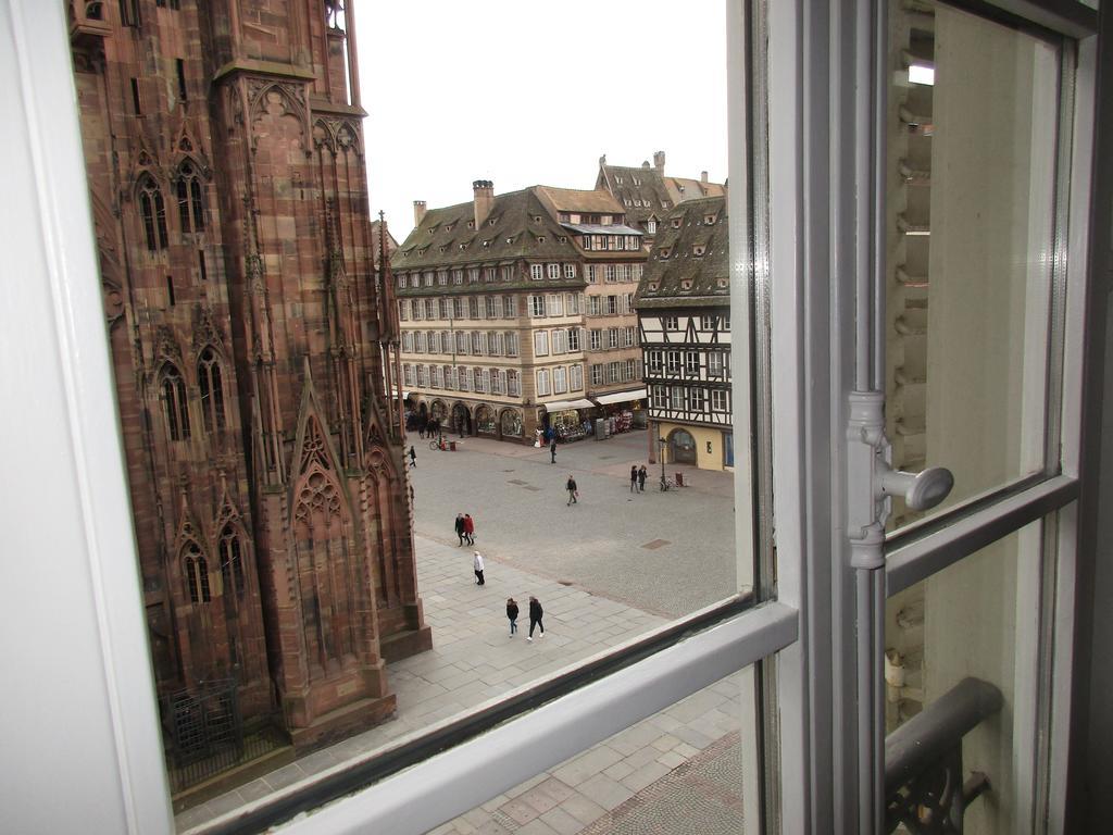 Les Appartements Place De La Cathedrale Strasbourg Exteriör bild