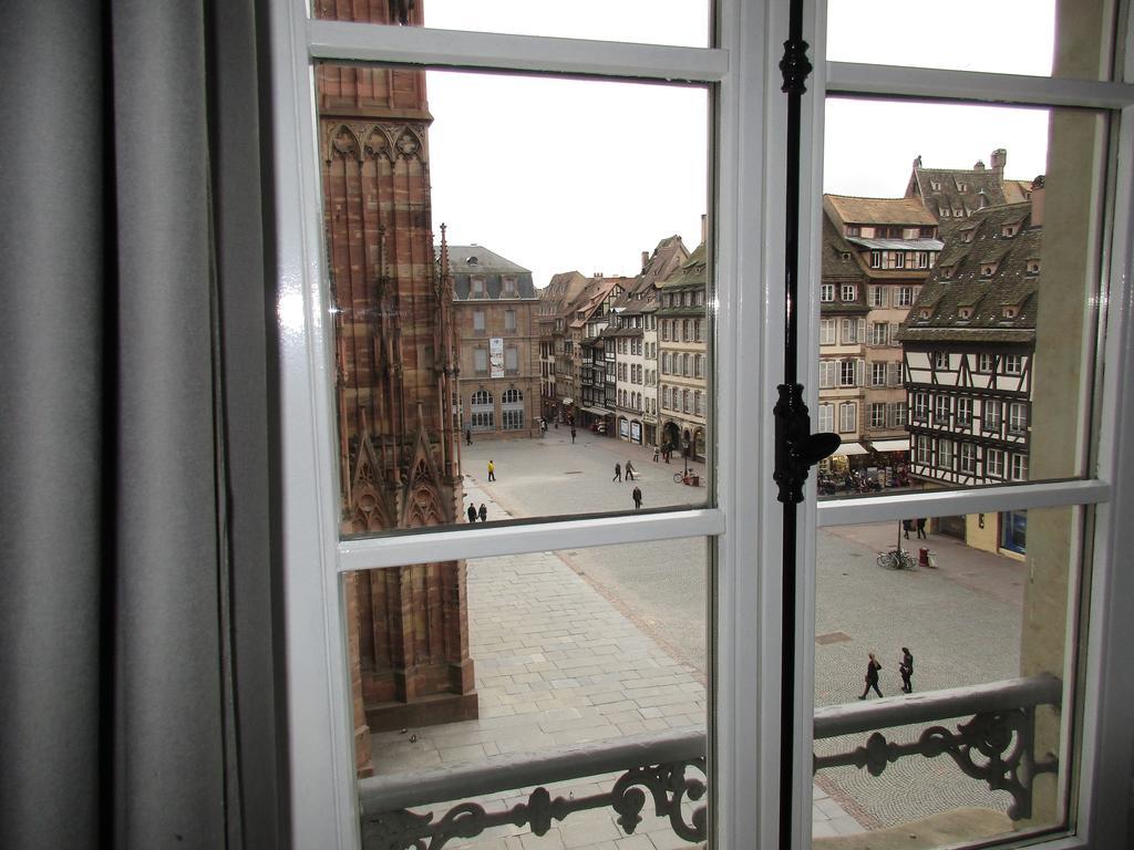 Les Appartements Place De La Cathedrale Strasbourg Exteriör bild