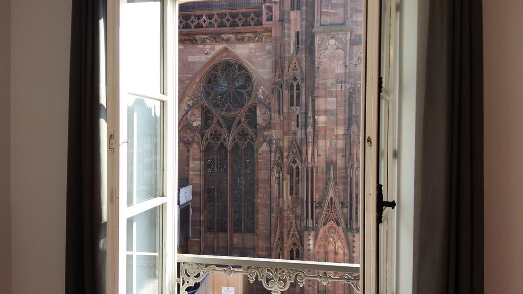 Les Appartements Place De La Cathedrale Strasbourg Exteriör bild